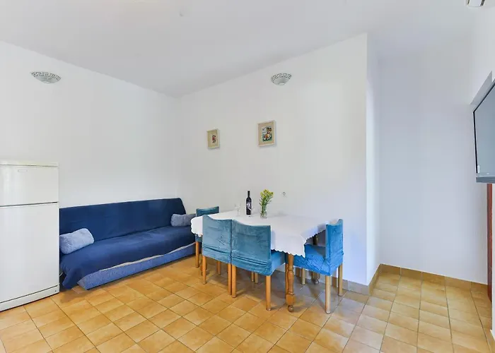 By The Sea Tkon, Pasman - 698 * 特孔