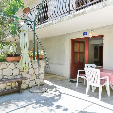 Apartamento By The Sea Tkon, Pasman - 698