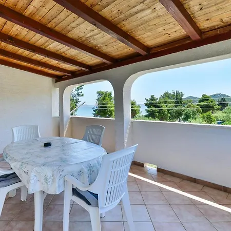 Apartment By The Sea Tkon, Pasman - 698 Tkon
