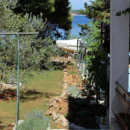 Apartamento By The Sea Tkon, Pasman - 698 *