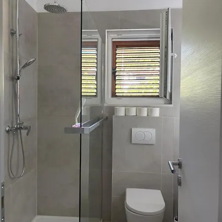 Apartamento By The Sea Tkon, Pasman - 698 Tkon
