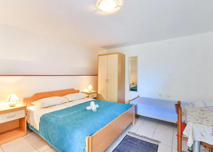 Апартаменты By The Sea Tkon, Pasman - 698 Ткон