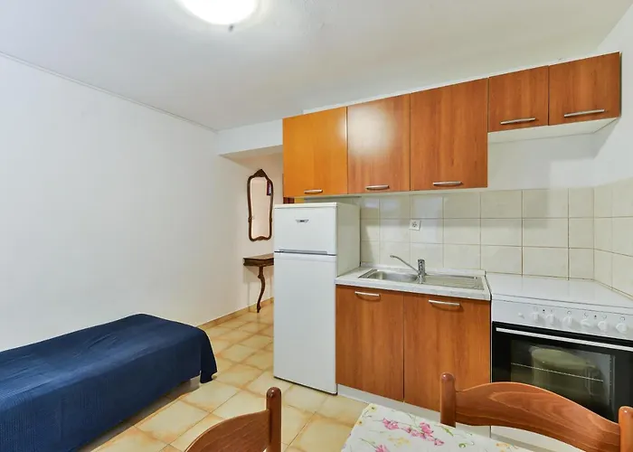 Апартаменты By The Sea Tkon, Pasman - 698