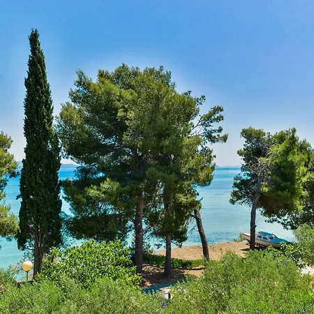 Апартаменты By The Sea Tkon, Pasman - 698 Ткон
