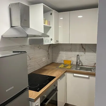 Апартаменты By The Sea Tkon, Pasman - 698 Ткон