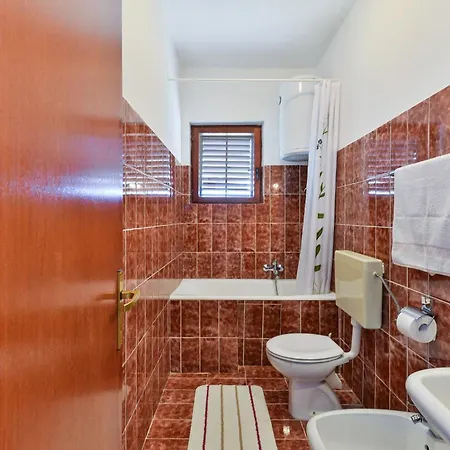 Апартаменты By The Sea Tkon, Pasman - 698 *