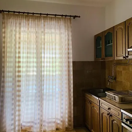 By The Sea Tkon, Pasman - 698 *