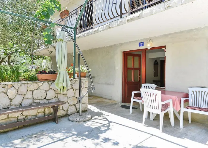 Apartment By The Sea Tkon, Pasman - 698