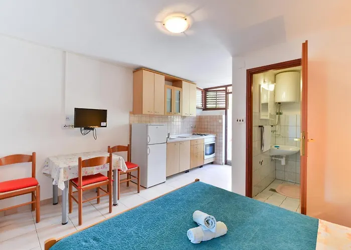 By The Sea Tkon, Pasman - 698 Tkon