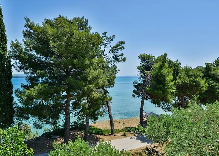 Apartment By The Sea Tkon, Pasman - 698