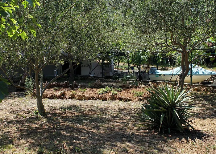 By The Sea Tkon, Pasman - 698 *